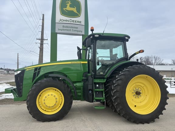 Image of John Deere 8245R Primary image