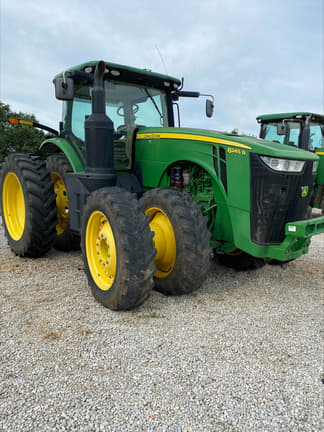 Image of John Deere 8245R equipment image 1