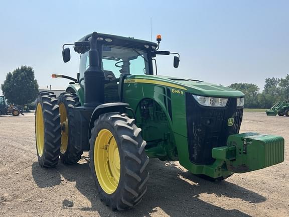 Image of John Deere 8245R equipment image 1
