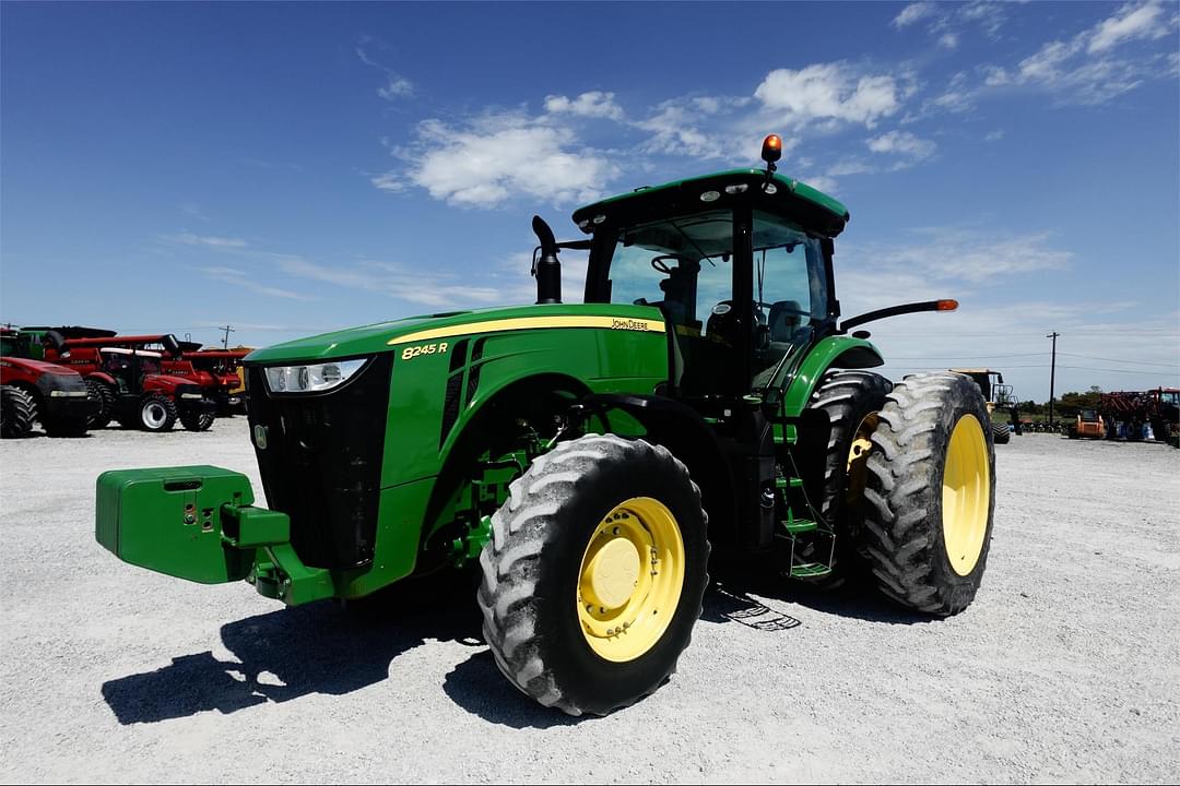 Image of John Deere 8245R Primary image