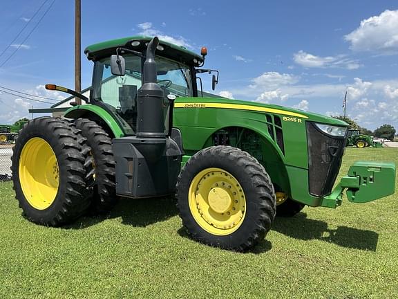 Image of John Deere 8245R equipment image 2