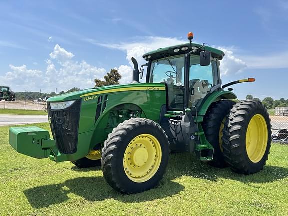 Image of John Deere 8245R Primary image
