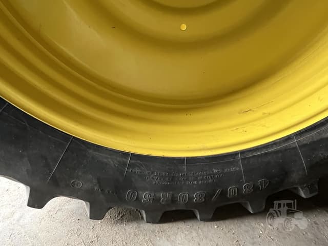 Image of John Deere 8245R equipment image 3