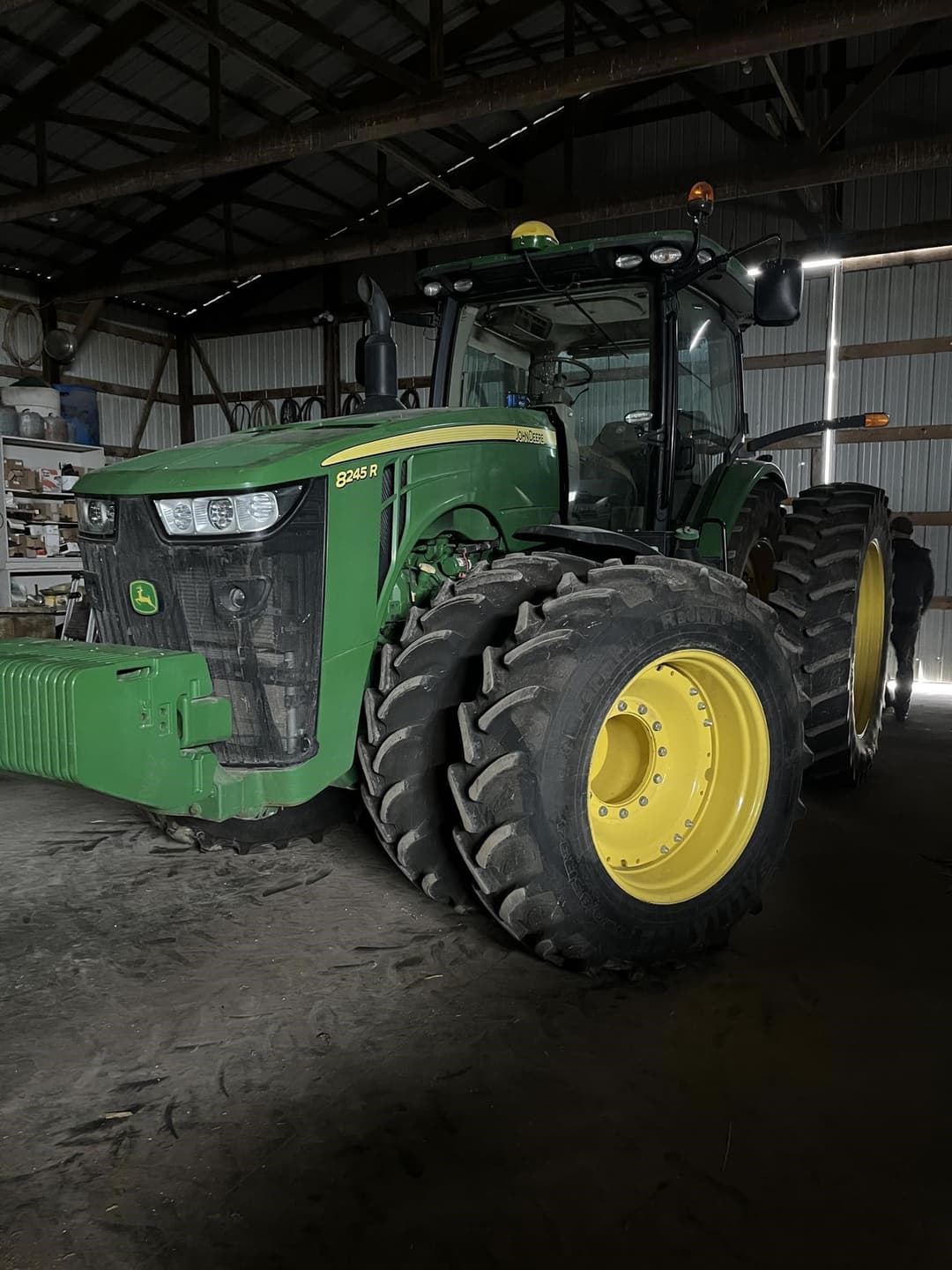 Image of John Deere 8245R Primary image