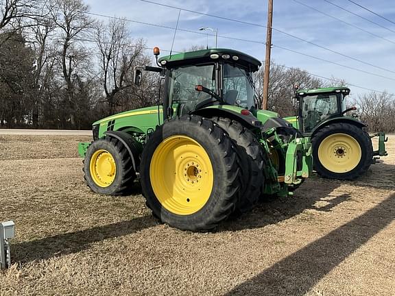 Image of John Deere 8245R equipment image 2