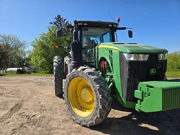 Image of John Deere 8245R equipment image 3