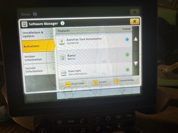 Image of John Deere 8245R equipment image 3