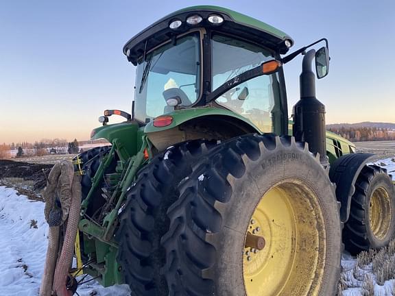 Image of John Deere 8245R equipment image 4