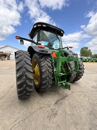 Image of John Deere 8245R equipment image 3