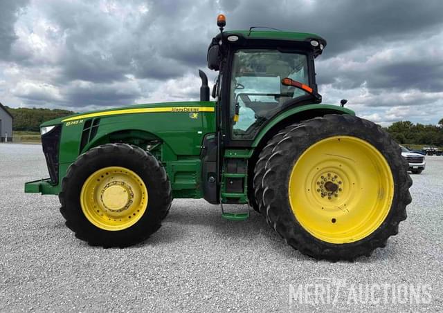 Image of John Deere 8245R equipment image 1