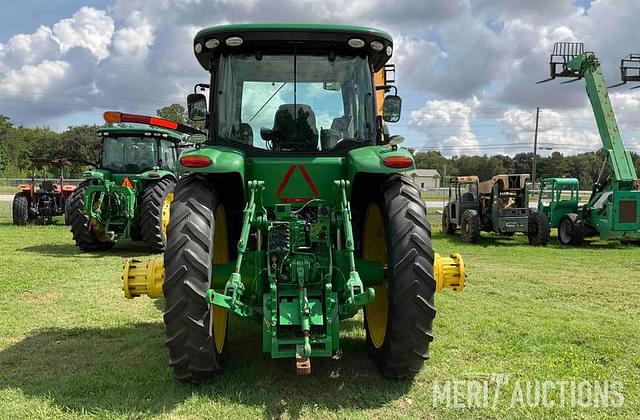 Image of John Deere 8245R equipment image 3