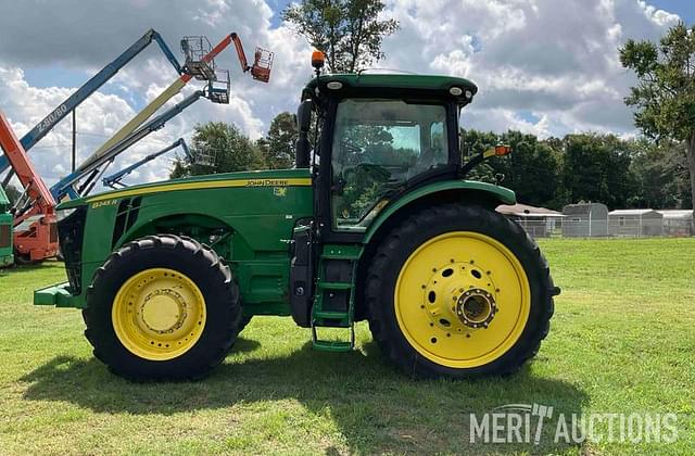 Image of John Deere 8245R equipment image 1