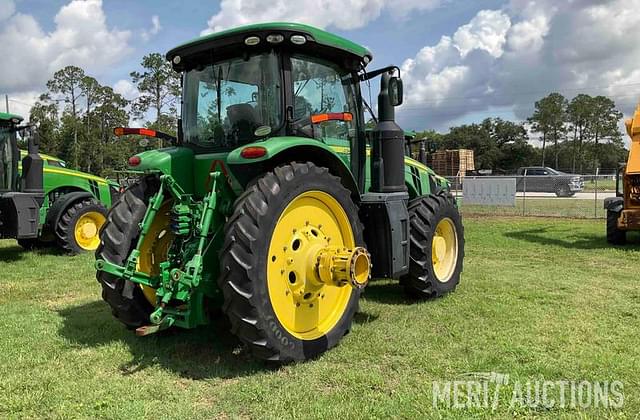 Image of John Deere 8245R equipment image 4
