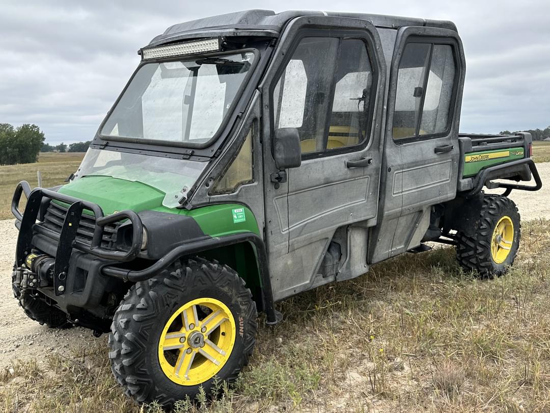 Image of John Deere Gator XUV 825i Image 0