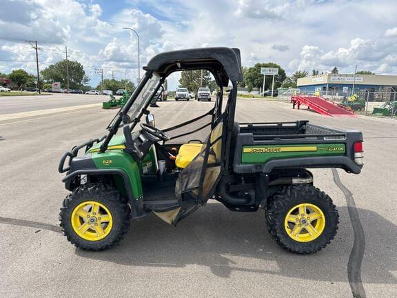 Image of John Deere Gator XUV 825i equipment image 1