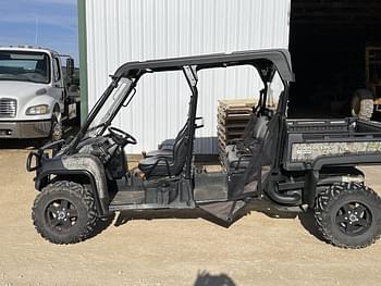 2015 John Deere Gator XUV 825i Equipment Image0