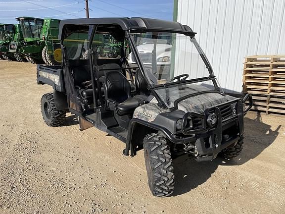 Image of John Deere Gator XUV 825i equipment image 2