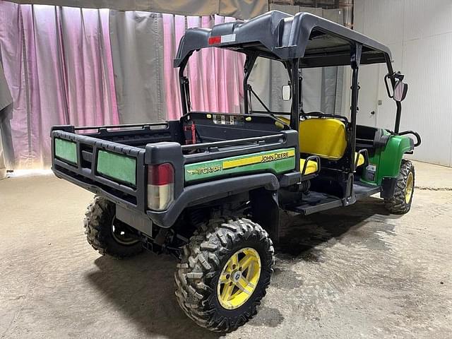 Image of John Deere Gator XUV 825i S4 equipment image 4