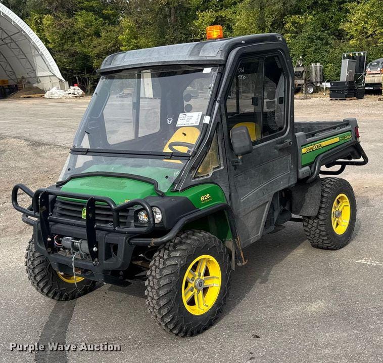 Main image John Deere Gator XUV 825i