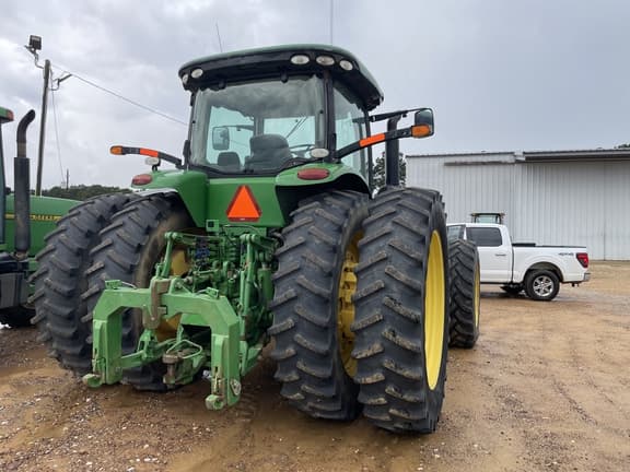 Image of John Deere 8270R Image 1