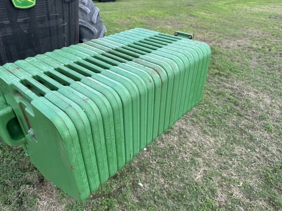 Image of John Deere 8270R equipment image 4