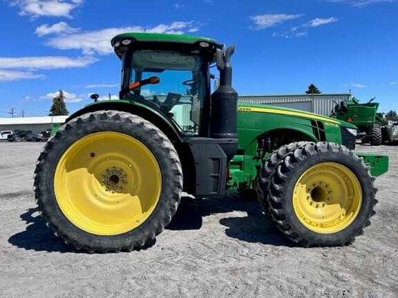 Image of John Deere 8270R Primary image