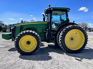 Main image John Deere 8270R 3