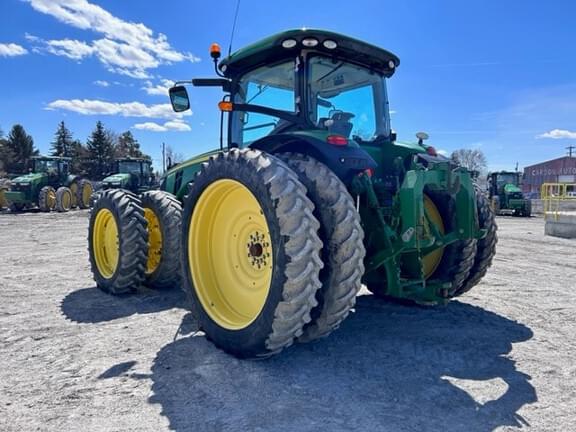 Image of John Deere 8270R equipment image 3