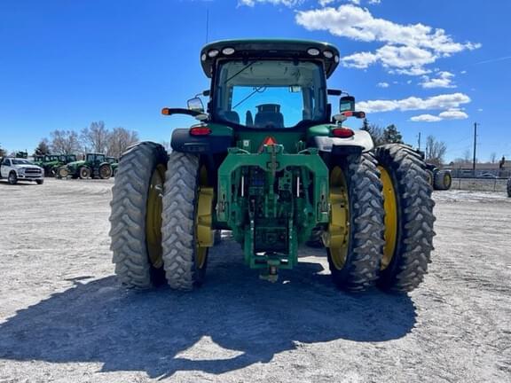 Image of John Deere 8270R equipment image 4