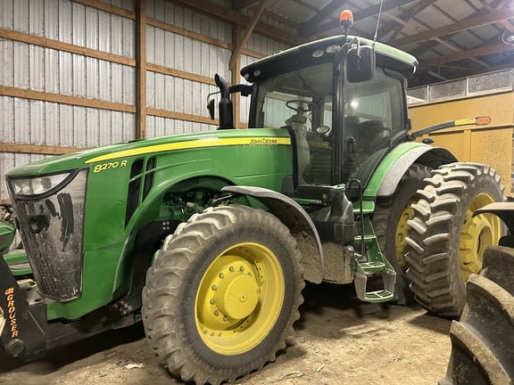 Main image John Deere 8270R