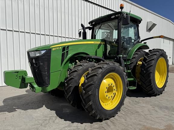 Image of John Deere 8270R equipment image 4