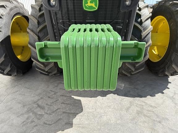 Image of John Deere 8270R equipment image 2