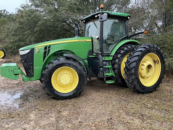 Image of John Deere 8295R equipment image 1