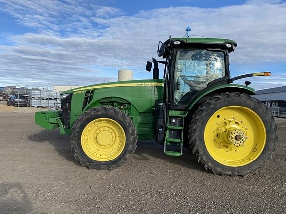 2015 John Deere 8295R Equipment Image0