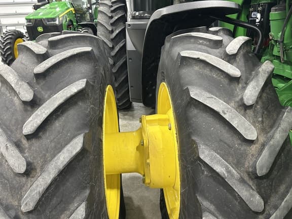Image of John Deere 8295R equipment image 1