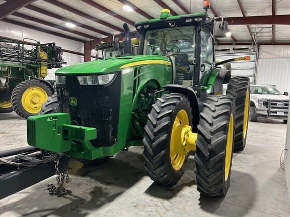 2015 John Deere 8295R Equipment Image0