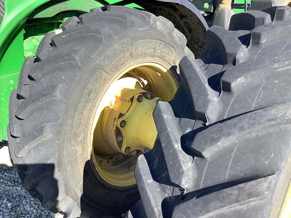 Main image John Deere 8295R 17