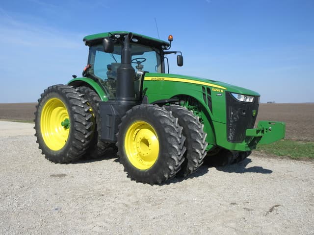 Image of John Deere 8295R equipment image 1