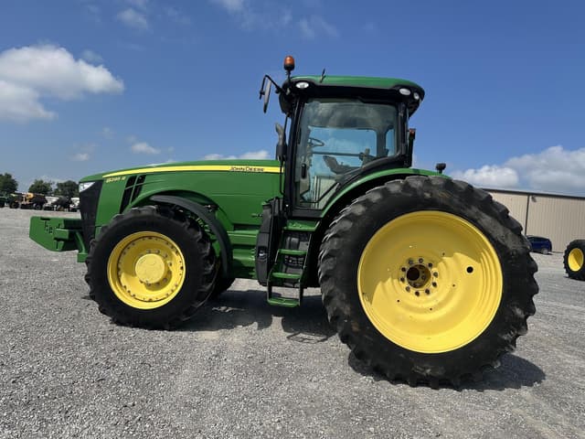Image of John Deere 8295R equipment image 2