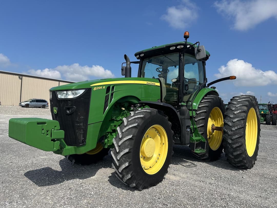 Image of John Deere 8295R Primary image