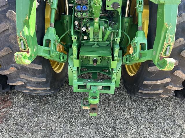 Image of John Deere 8295R equipment image 4