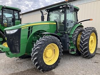 2015 John Deere 8295R Equipment Image0