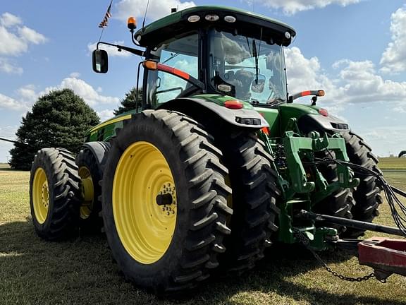 Image of John Deere 8295R equipment image 2