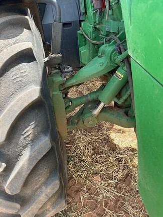 Image of John Deere 8295R equipment image 4