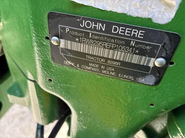 Image of John Deere 8295R equipment image 1