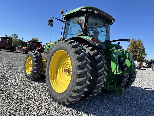 Image of John Deere 8320R equipment image 4