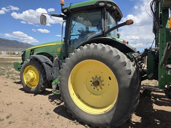 Image of John Deere 8320R equipment image 2