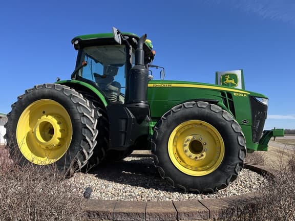 Image of John Deere 8320R Primary image
