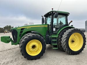 2015 John Deere 8320R Image