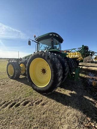 Image of John Deere 8320R equipment image 3